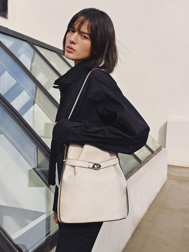 Rain Medium Bucket Bag_Off White - JOY GRYSON - Modalova