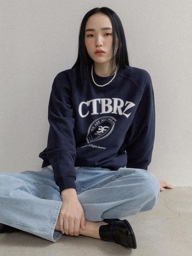 CTBRZ Circle Artwork Sweatshirt_Navy - CITYBREEZE - Modalova