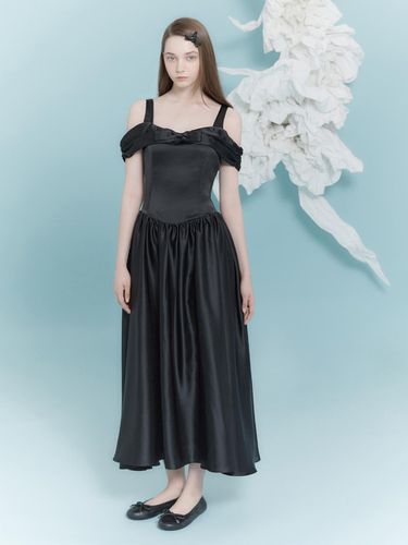 Satin Ribbon Off Shoulder Dress_Black - THETIS - Modalova