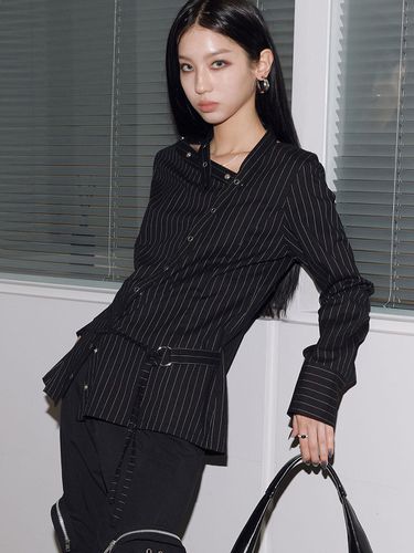 Diagonal Neck Strap Shirt_Black - NOTKNOWING - Modalova