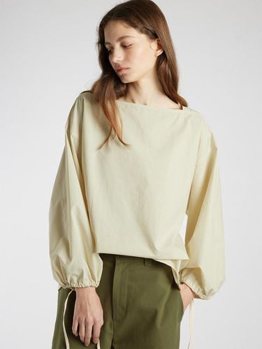 Heidi Square Blouse_Beige - L’EAU - Modalova