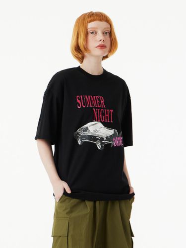 Oversized Summer Night T-Shirt - URBANAGE - Modalova