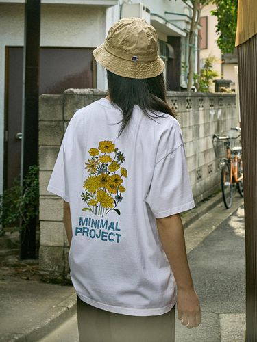 Flower Printing Pigment T-shirt (4 Color) - MINIMAL PROJECT - Modalova