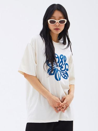 FLOWERS BLOOM Cool Cotton Oversized T-shirt - 1989STANDARD - Modalova