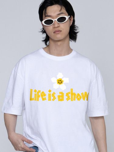 Tape Flower Smile T-shirt_White - GRAVER - Modalova