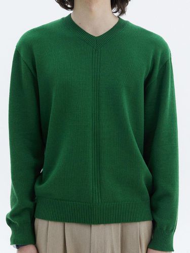 Centre Line V Neckline Knit Top_Fond Green - Trip LE Sens - Modalova