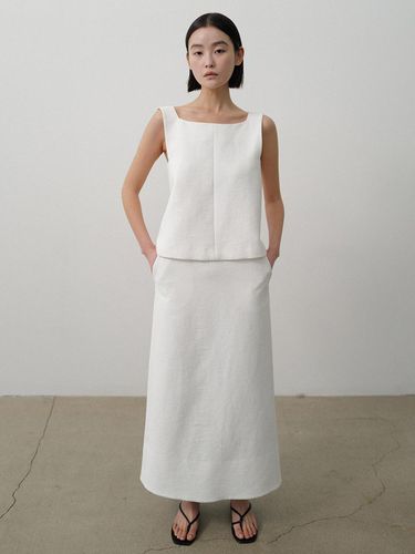 Clean Maxi Skirt_White - RRACE - Modalova