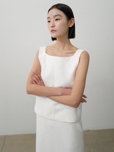 Back Twist Sleeveless Top_White - RRACE - Modalova