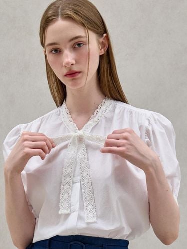 Lace Tie Blouse - EIGHT DAYS A WEEK - Modalova