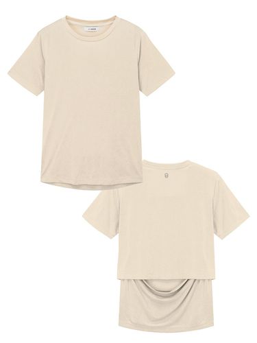 Back Cut-Out Top_Light Beige - JOY GRYSON - Modalova