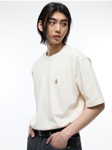 Semi Oversized Embroidered Logo Tshirt_Light Beige - TNGT - Modalova