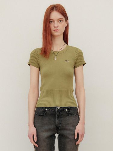 Back Ribbon Point Knit Top - YUSE - Modalova