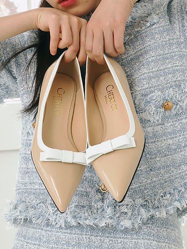 Mademoiselle Flat Shoes - CHERTOI SEOUL - Modalova