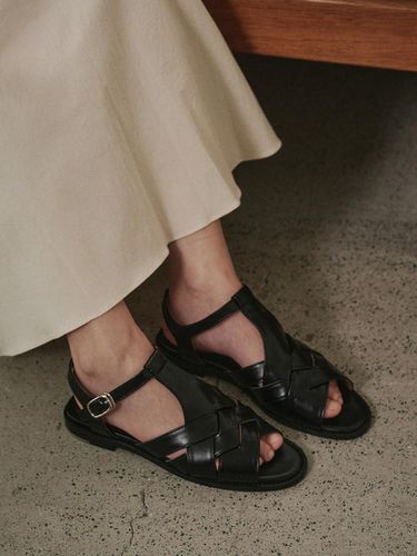 Joy Braided Sandal_Black - OLD HANDS CARVED - Modalova