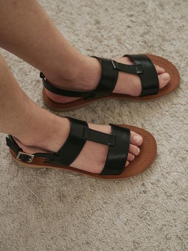 Peyton Two Straps Sandal_Black - OLD HANDS CARVED - Modalova