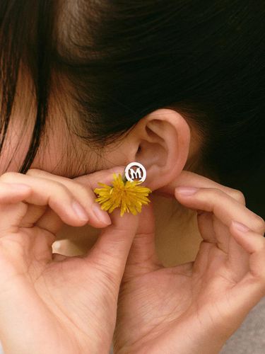 Signature Symbol Logo Earring - MONGDOL - Modalova