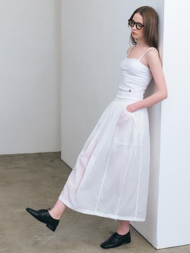 Nylon Two Pocket Shirred Skirt_White - CITYBREEZE - Modalova