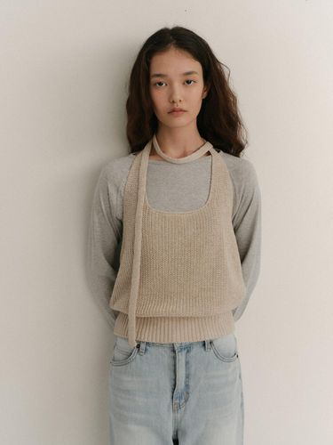 Halterneck Sleeveless Knit_Beige - LOVE US U - Modalova