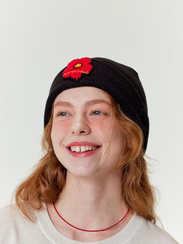 Flower Beanie - MISTERCHILD - Modalova