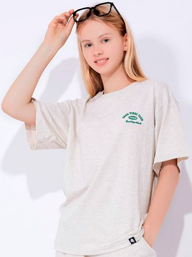 Club Ivy Oversized Short Sleeves T-Shirt - GHOST REPUBLIC - Modalova