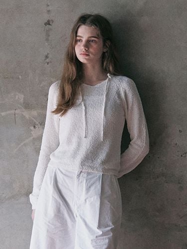 Women String Cropped Knit_White - MARKM - Modalova