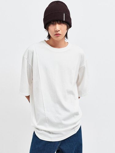 Oversized Pin Tuck T-shirt - C Wear by the Genius - Modalova