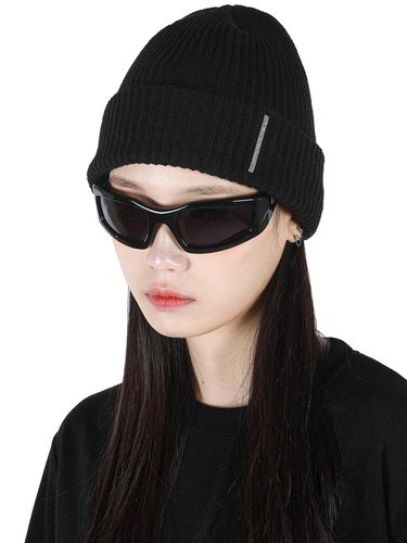 Metal Label Knit Beanie _ Black - C Wear by the Genius - Modalova