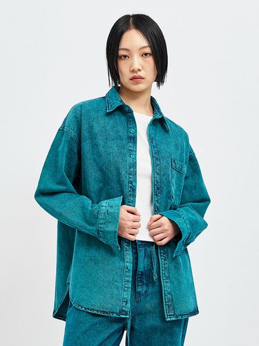 Jinro Oversized Denim Shirt _ - C Wear by the Genius - Modalova