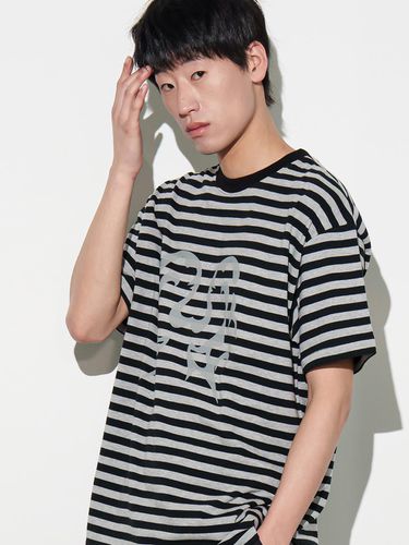 Opacity M Logo Stripe T-shirt_Black - CAMELWORK - Modalova