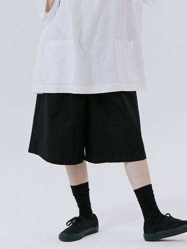 Unisex Bermuda Pant - Black - malen - Modalova