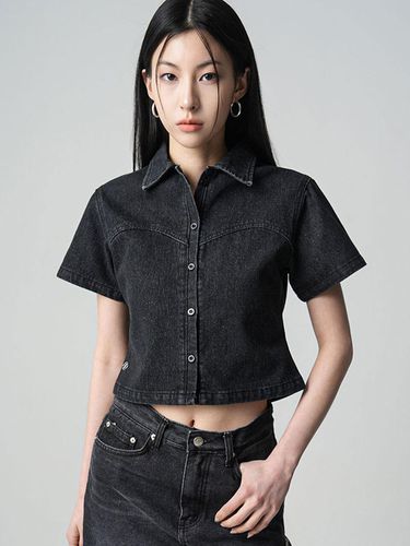 Heart Slit Denim Shirt (Black) - AVANDRESS - Modalova