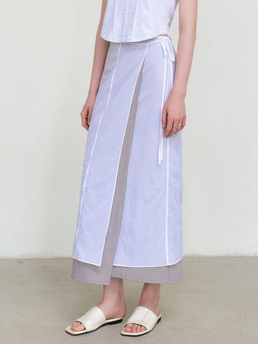 Nylon Layered Long Skirt _ White - ARTID - Modalova