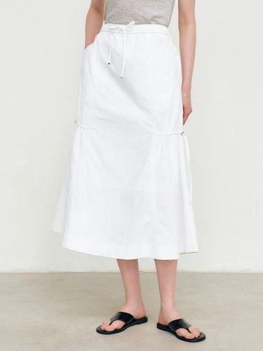 Nylon Shirred Long Skirt _ White - ARTID - Modalova