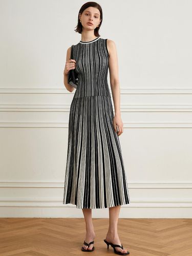 YY Striped Long Skirt - yyiam - Modalova