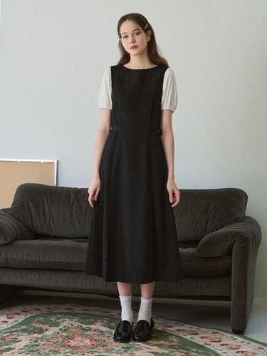 Wool Sleeveless Tuck Dress_Black - DRAWFIT WOMEN - Modalova