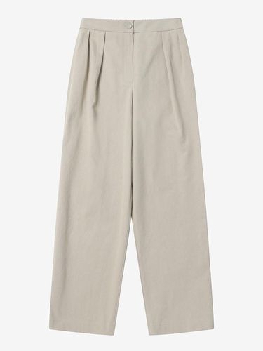 E Band Tuck Pants - LUV.M - Modalova