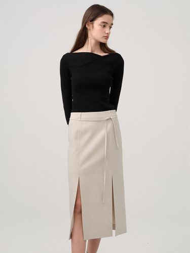 Asymmetric Slit Skirt - on&on - Modalova