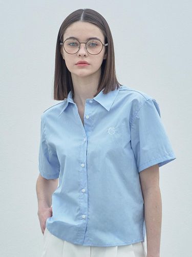 Classy Emblem Half Shirts_Sky Blue - ELLIOTI - Modalova