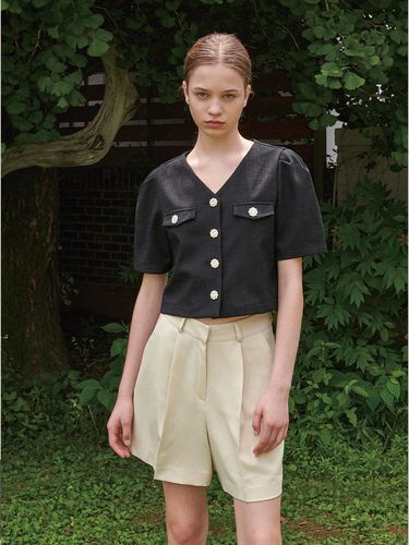 Scent Basic Pin Tuck Shorts - MICANE - Modalova