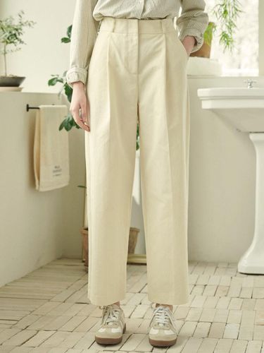 Allium One Tuck Wide Pants - MICANE - Modalova