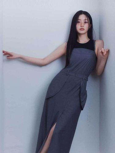 Suspender Pocket Dress_Melange Grey - YUTHENTIC - Modalova