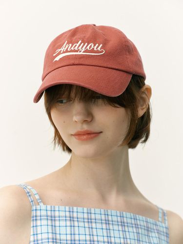 SEONYUDO Basic Bio Washed Ball Cap_Navy/Pink - AND YOU - Modalova