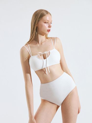 Ribbon V-shape Bikini Bra (White) - VINAJ - Modalova