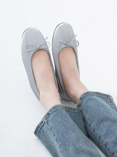 Stella Flat Shoes - SECONDAILY - Modalova