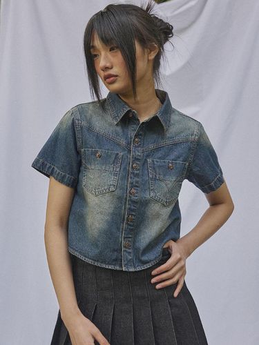 FEMERALD Dusty Wash Crop Zip Up Short Sleeve Shirt - MAGOODGAN - Modalova