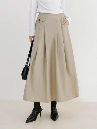 A Line Pocket Skirt_Beige - PLUNASTUDIO - Modalova