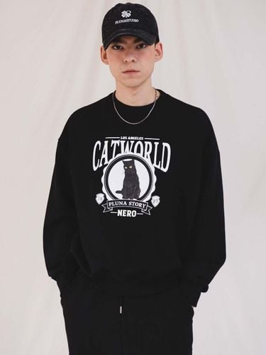 Cat World Sweatshirt_Black - PLUNASTUDIO - Modalova