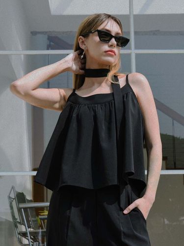 Tie Scarf Top_Black - PLUNASTUDIO - Modalova