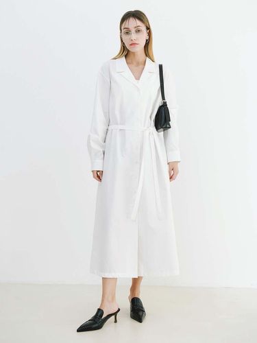 Waist Strap Long Shirt Dress_White - PLUNASTUDIO - Modalova