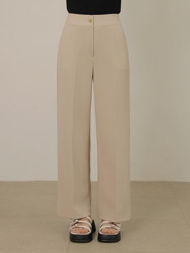 Basic High Waist Span Slacks (Beige) - NONANDNON - Modalova